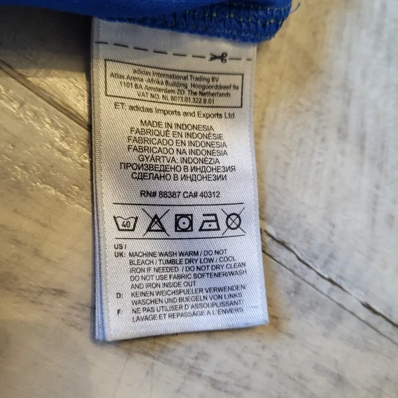 Boy's Adidas T-shirt - Picture 4 of 8